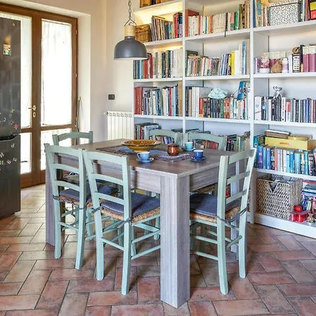 2 Bedroom In Holiday home Serravalle Pistoiese